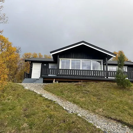 Fjellhytte Med Utsikt Over Forollhogna *
