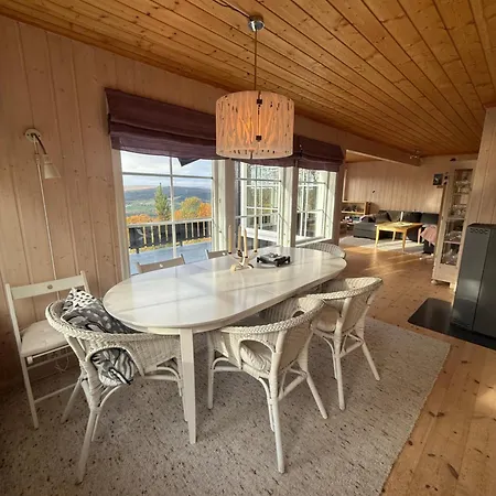 Fjellhytte Med Utsikt Over Forollhogna Os (Hedmark)
